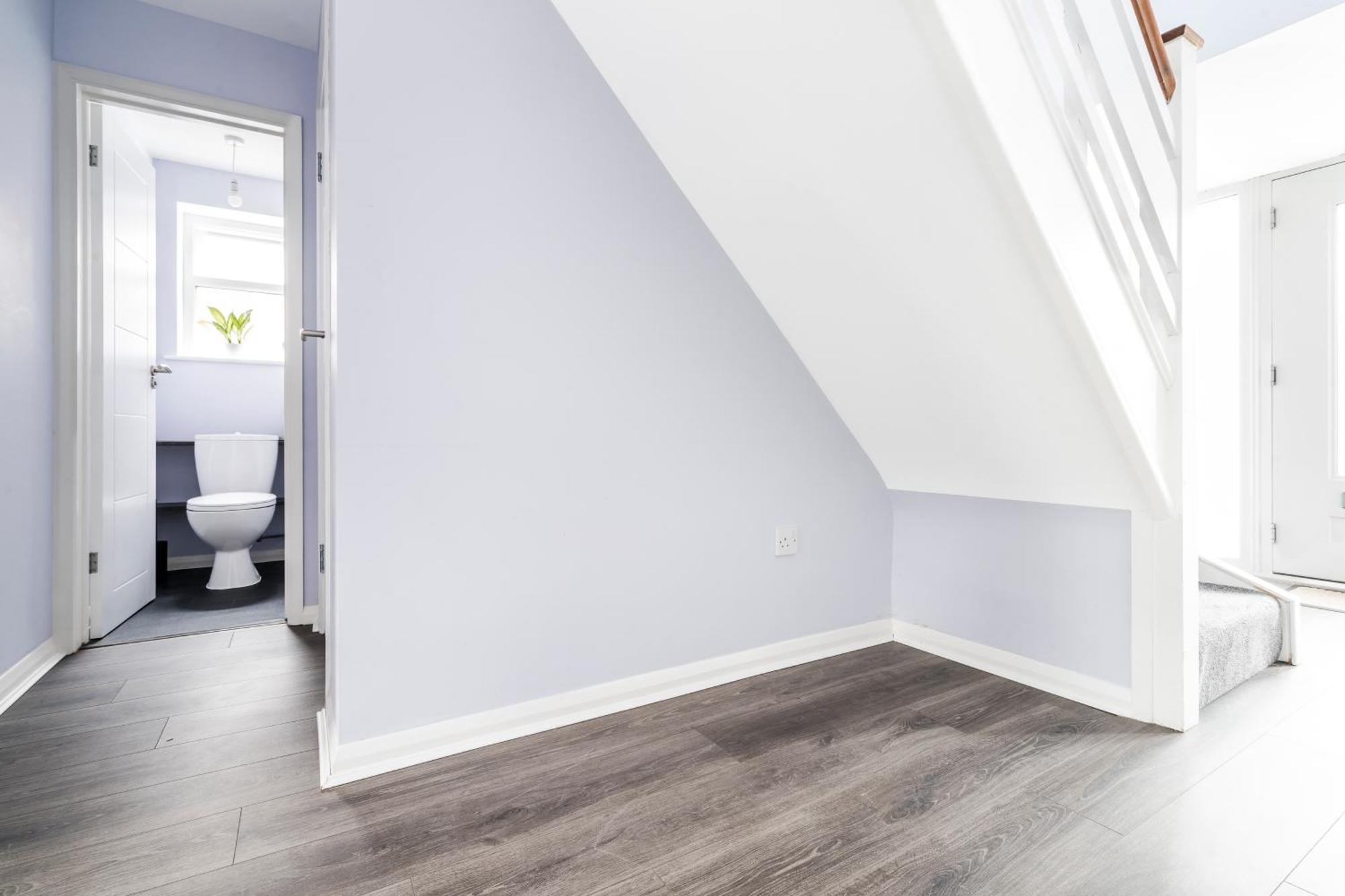 Apartment Simba House - Contractors, Relocators , Families, Wi-fi, Free Parking *