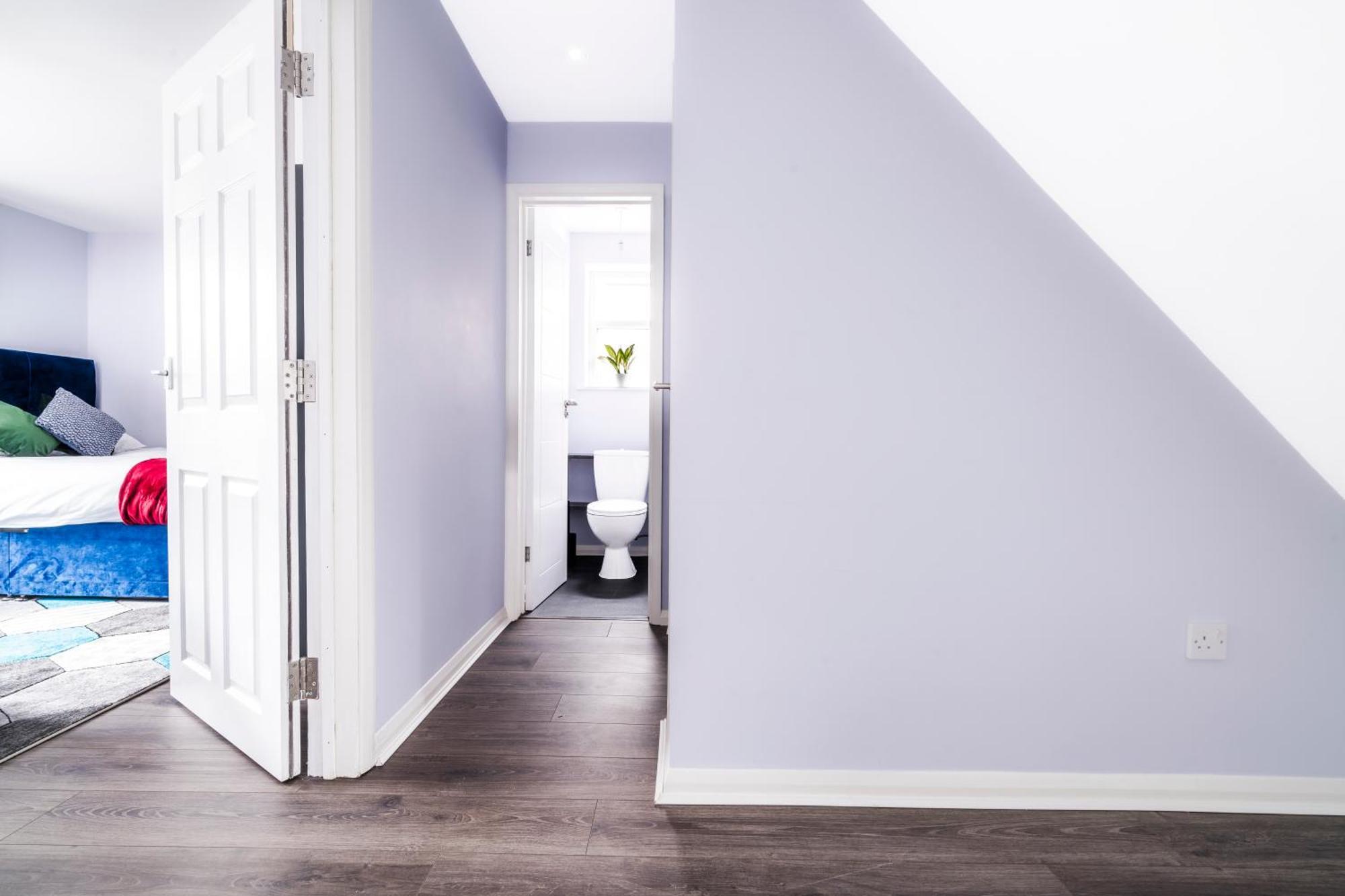 Simba House - Contractors, Relocators , Families, Wi-fi, Free Parking * Hemel Hempstead